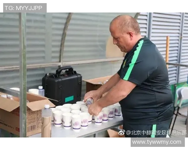 足球明星如何通过科学饮食和训练保持最佳状态与身体健康秘诀分享